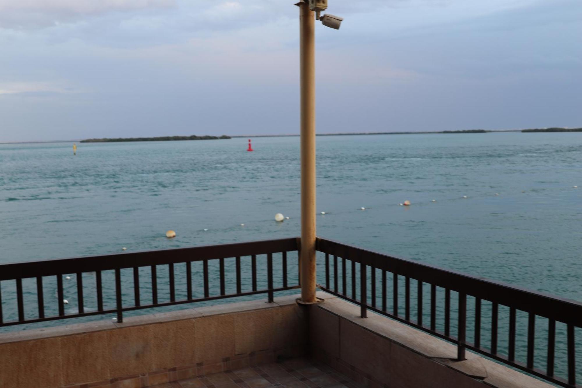 Flamingo Beach Hotel Umm al-Quwain Exterior photo