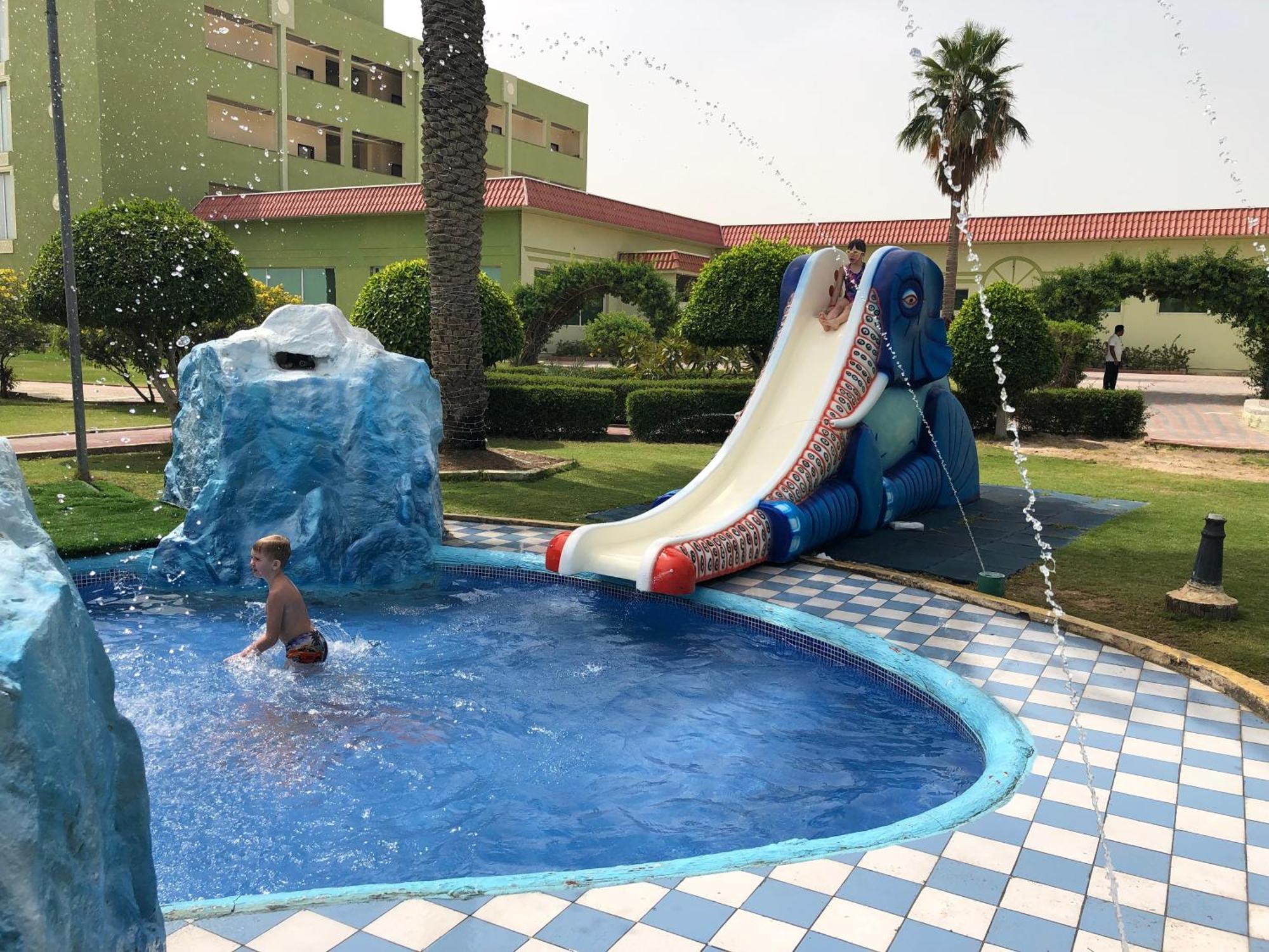 Flamingo Beach Hotel Umm al-Quwain Exterior photo