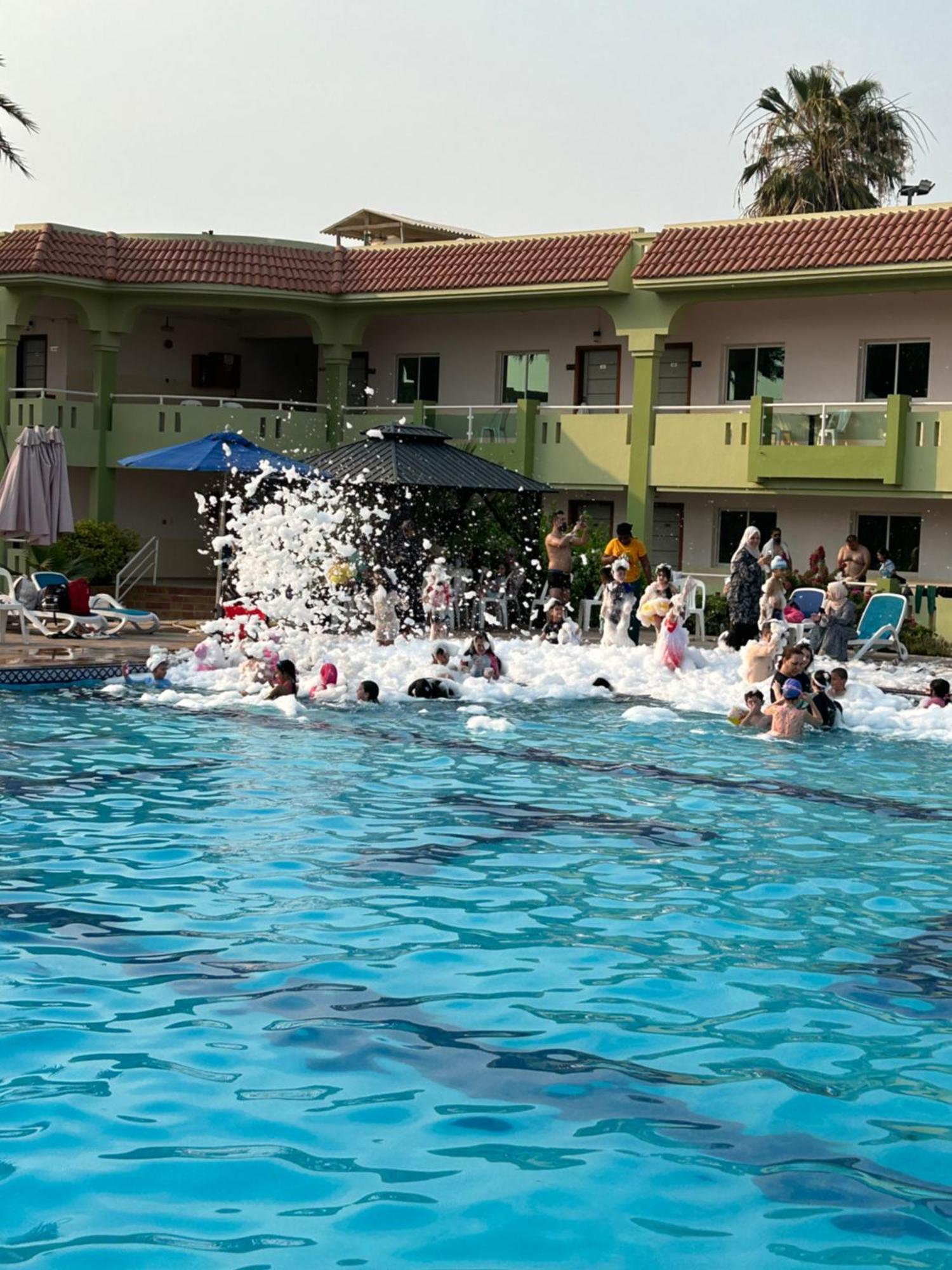 Flamingo Beach Hotel Umm al-Quwain Exterior photo