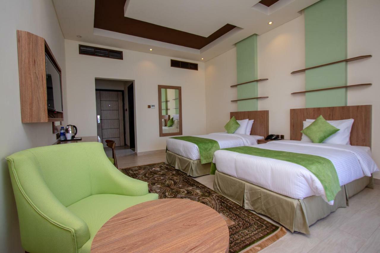 Flamingo Beach Hotel Umm al-Quwain Exterior photo